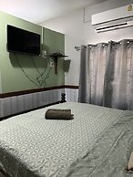 Baan Are Gong Riverside Homestay