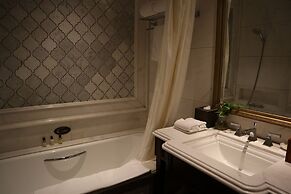 Shanghai Donghu Hotel