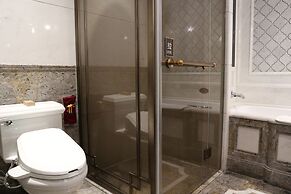 Shanghai Donghu Hotel