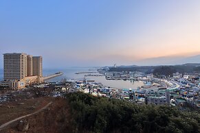 Ramada Sokcho Hotel