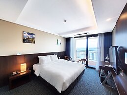 Ramada Sokcho Hotel