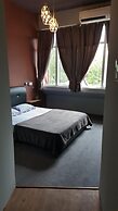 Borneo Seahare Guesthouse - Hostel