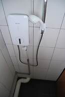 Borneo Seahare Guesthouse - Hostel