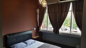 Borneo Seahare Guesthouse - Hostel