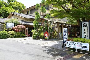Momijiya Honkan Takao Sansou