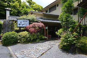 Momijiya Honkan Takao Sansou