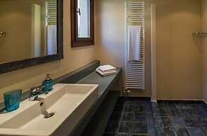 Epoches Luxury Suites