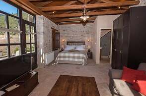 Epoches Luxury Suites