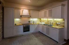 Epoches Luxury Suites