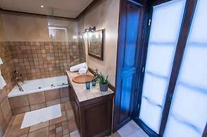 Epoches Luxury Suites