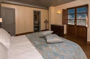 Epoches Luxury Suites