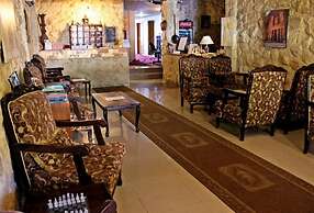 Rocky Mountain Hotel