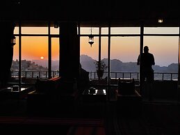 Rocky Mountain Hotel