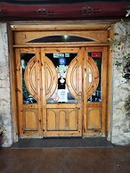 Rocky Mountain Hotel