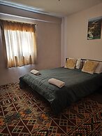 Rocky Mountain Hotel