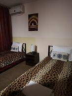 Rocky Mountain Hotel