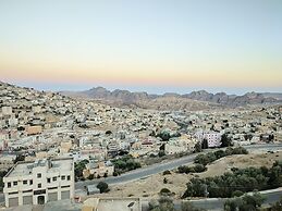 Rocky Mountain Hotel