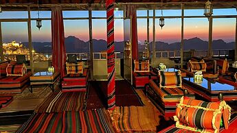 Rocky Mountain Hotel