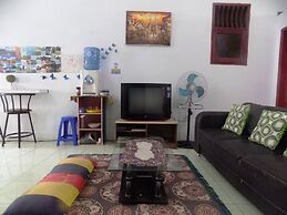 Amelia 2 Guest House