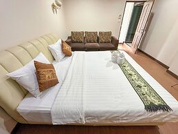 Baiboon Grand Hotel