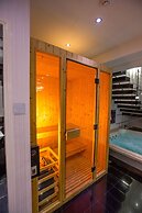 Luks Lofts Hotel & Residences