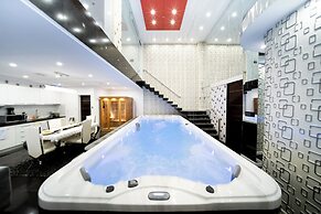 Luks Lofts Hotel & Residences