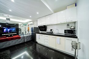 Luks Lofts Hotel & Residences