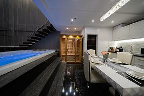 Luks Lofts Hotel & Residences