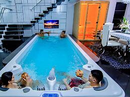 Luks Lofts Hotel & Residences