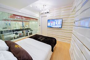 Luks Lofts Hotel & Residences