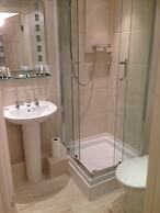 Clifton Villa Guest House