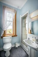 Pinewood Country House