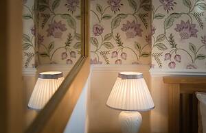 Pinewood Country House