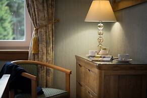 Pinewood Country House