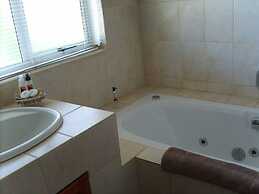 Thirsty Falls Guest Farm