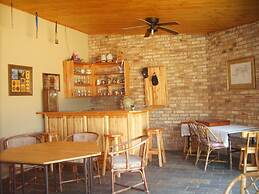 Thirsty Falls Guest Farm