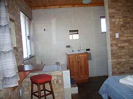 Thirsty Falls Guest Farm