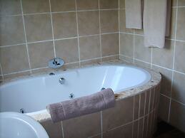 Thirsty Falls Guest Farm