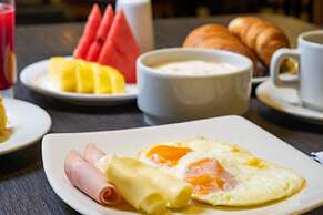 Hotel Virrey Central