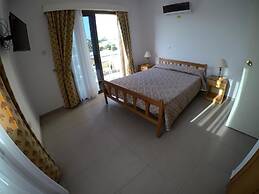 Dimma Seaside Houses