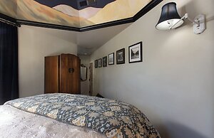 The Black Walnut B & B Inn