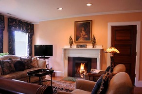 The Black Walnut B & B Inn