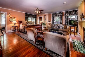 The Black Walnut B & B Inn