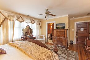 The Black Walnut B & B Inn