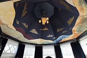 The Black Walnut B & B Inn