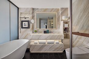 Hilton Shanghai City Center