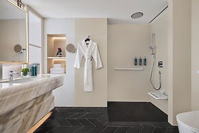 Hilton Shanghai City Center