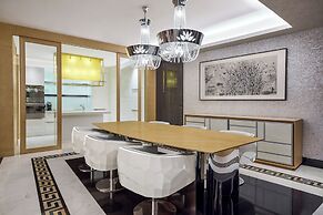 Hilton Shanghai City Center