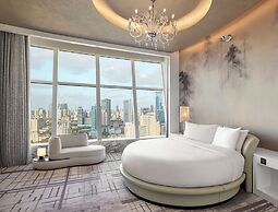 Hilton Shanghai City Center