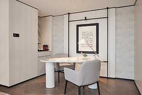 Hilton Shanghai City Center